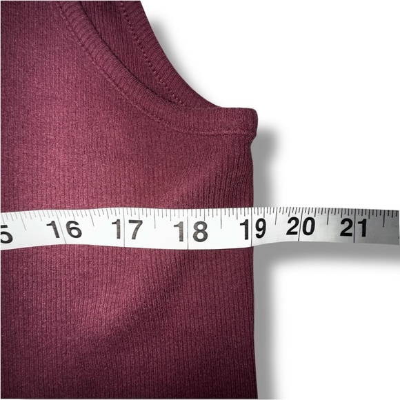 LANE BRYANT Mock Neck Ribbed Tank Classic Sleeveless - 18/20 Maroon - Picture 9 of 16